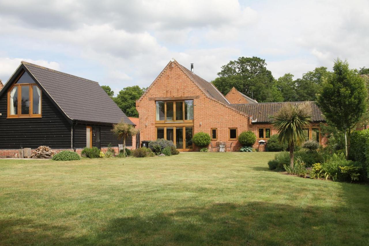 Superb Stokesby Barn Apartment - Norfolk Broads & Norwich Екстериор снимка